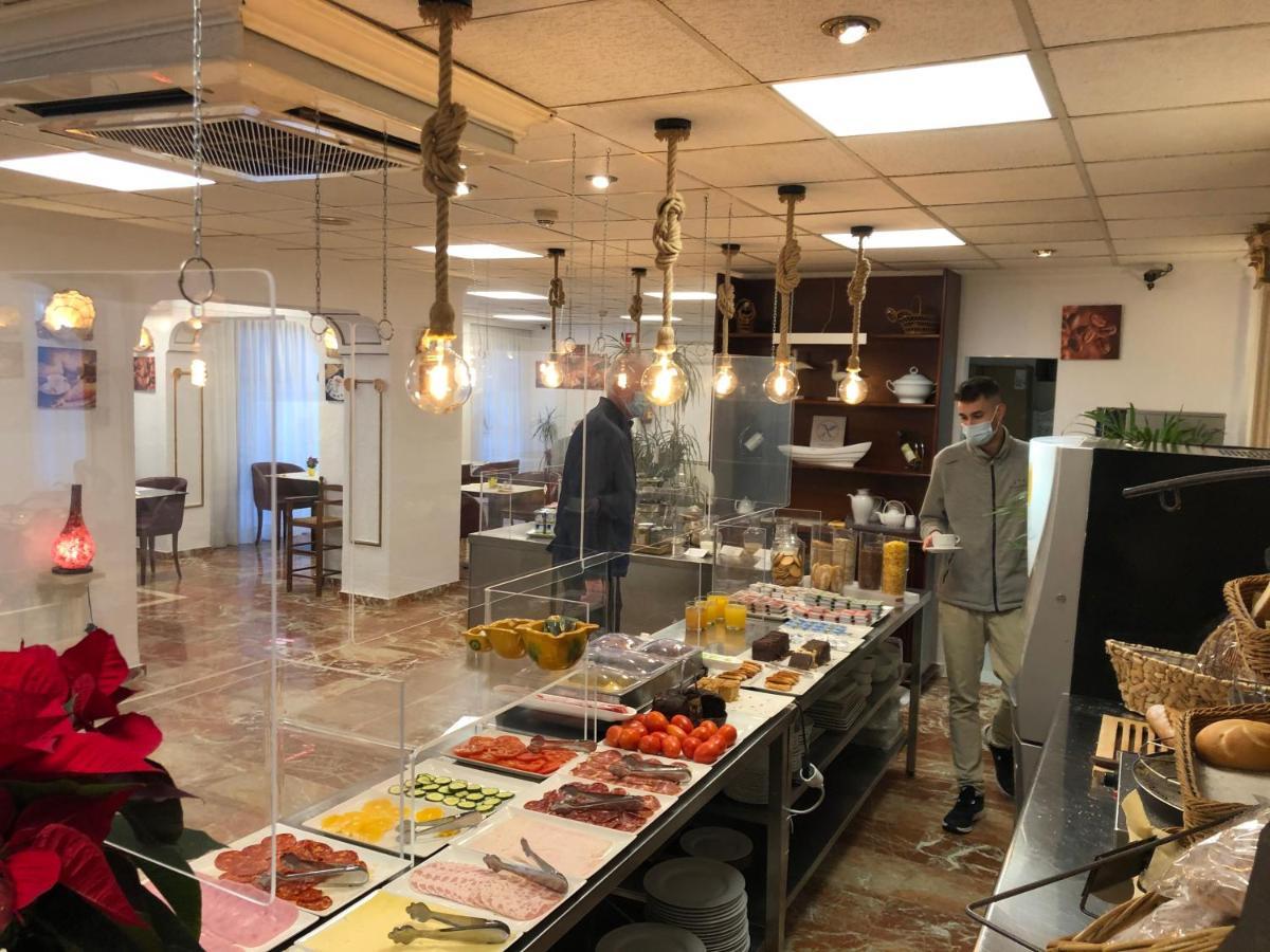 克莱默尔酒店 普拉加德阿罗 外观 照片