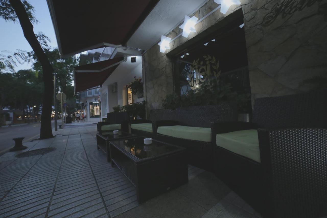 克莱默尔酒店 普拉加德阿罗 外观 照片